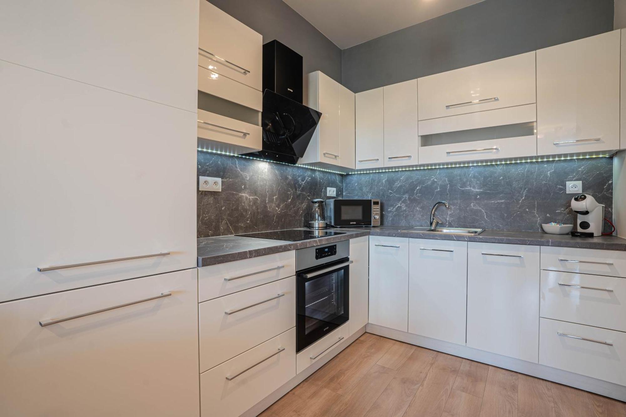 Karina Apartman Apartment ดูนาจสก้า สเตรด้า ภายนอก รูปภาพ